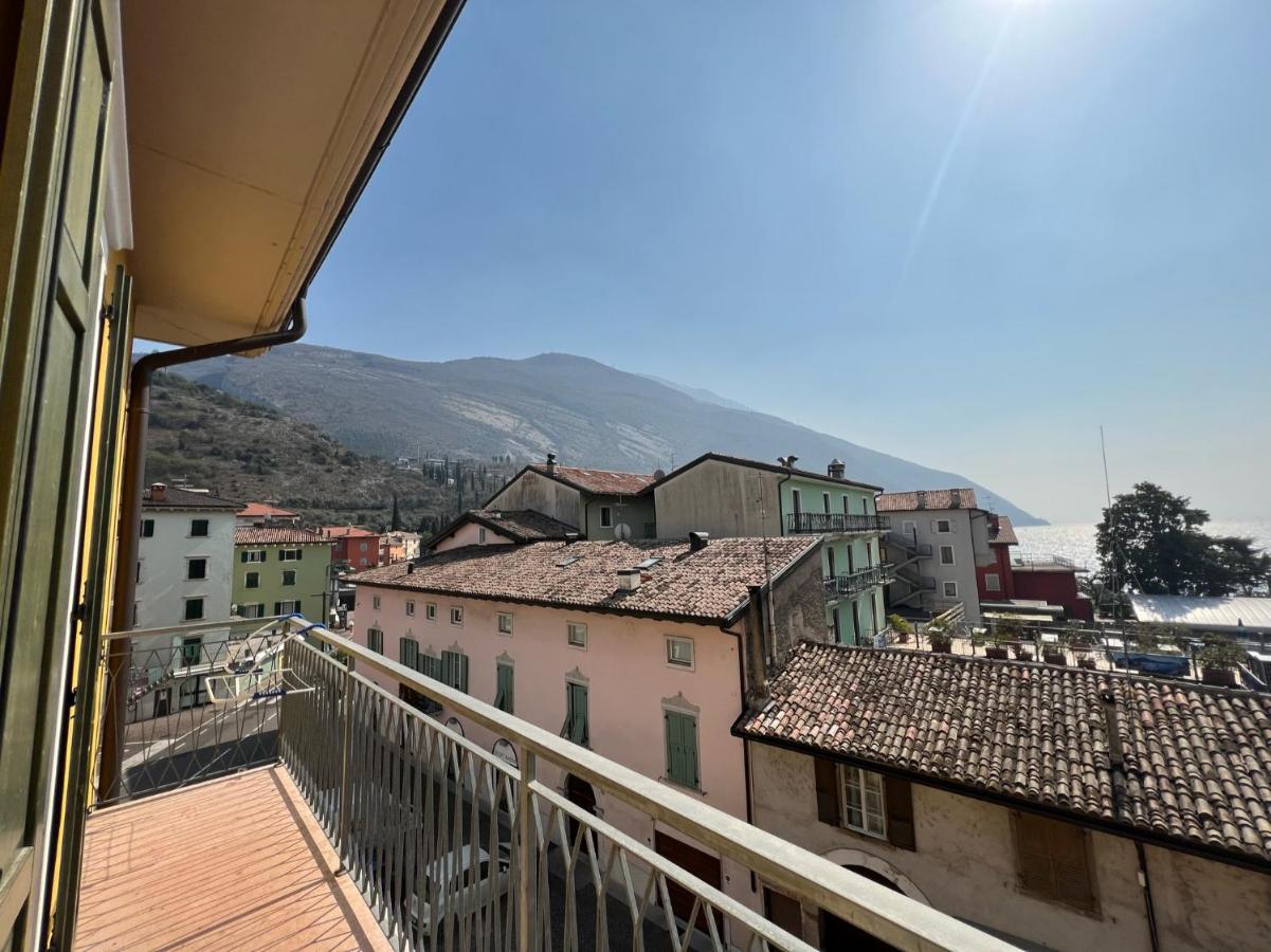Appartamenti Baia Azzurra 5. Torbole Sul Garda Exterior foto
