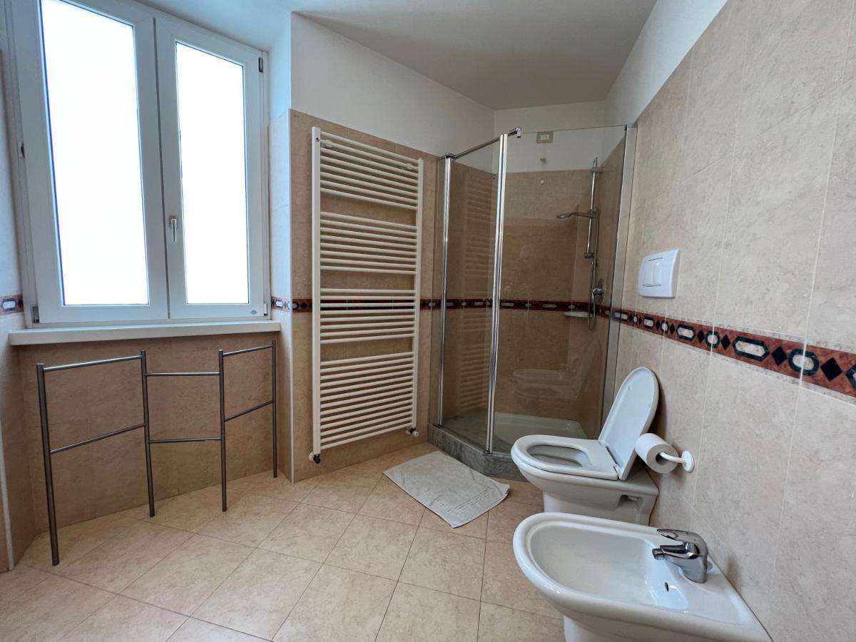 Appartamenti Baia Azzurra 5. Torbole Sul Garda Exterior foto
